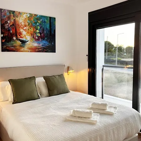 Σπίτι διακοπών Rooftop & Pool House Fuzeta