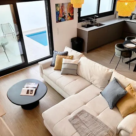 Rooftop & Pool House Σπίτι διακοπών Fuzeta